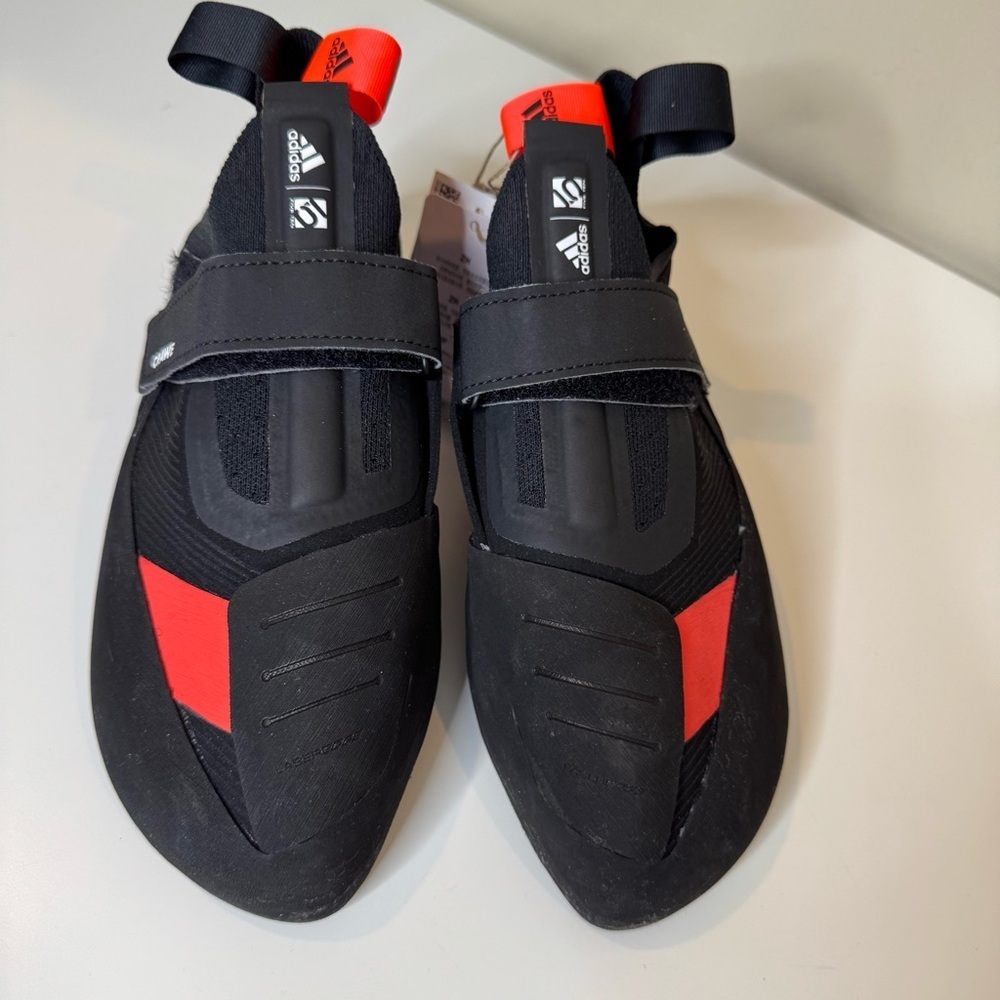 adidas Five Ten Crawe Core Black Cloud White Solar Red size 11